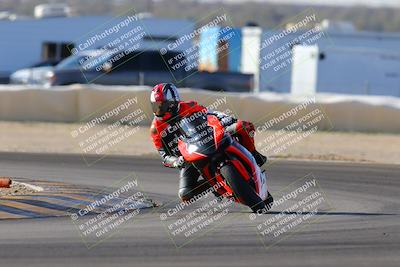 media/Dec-18-2022-SoCal Trackdays (Sun) [[8099a50955]]/Turn 2 (950am)/